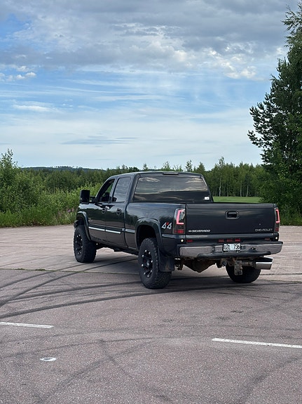 Chevrolet Silverado 2500 5 of 5
