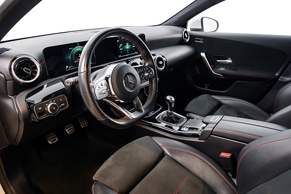 Mercedes-Benz A180 11 of 26