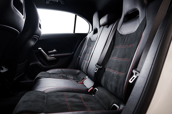 Mercedes-Benz A180 26 of 26