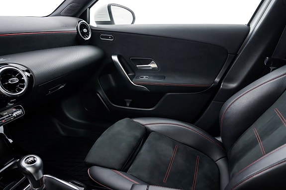 Mercedes-Benz A180 17 of 26