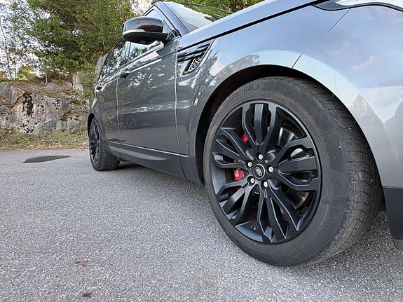 Land Rover Range Rover Sport 11 of 17