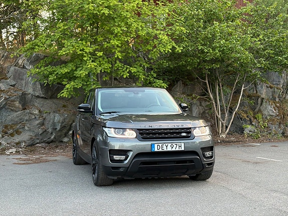 Land Rover Range Rover Sport 2 of 5