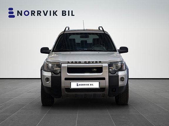 Land Rover Freelander 2 of 5