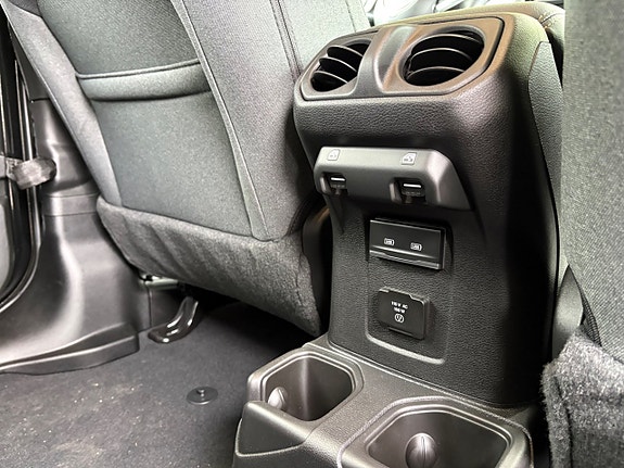 Jeep Wrangler Unlimited 10 of 21