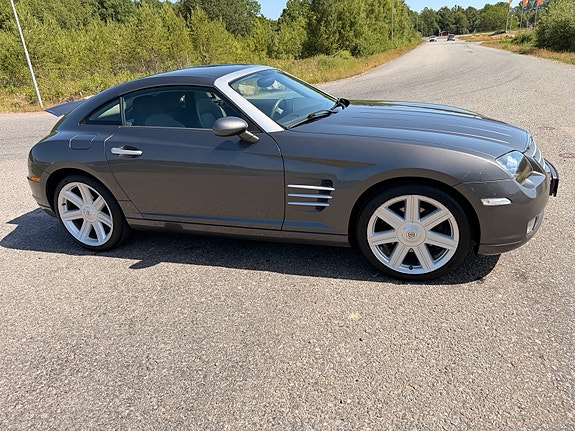 Chrysler Crossfire 2004 photo 2