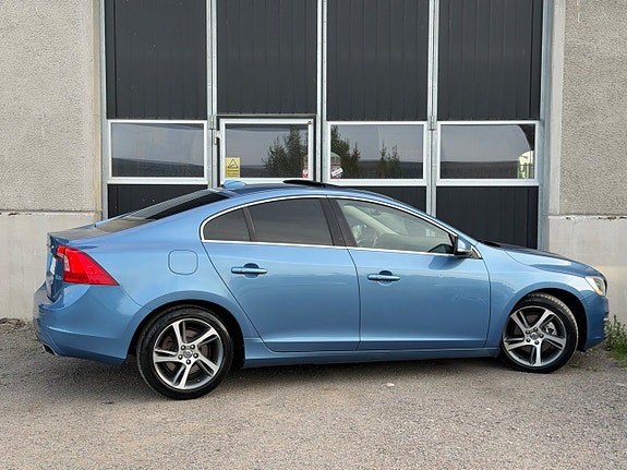 Volvo S60 5 of 5