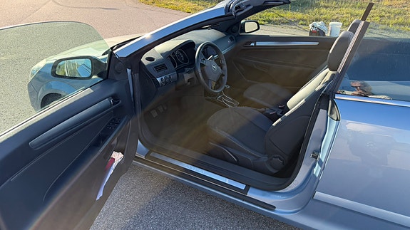 Opel Astra 4 of 5
