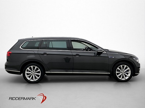 Volkswagen Passat 4 of 5