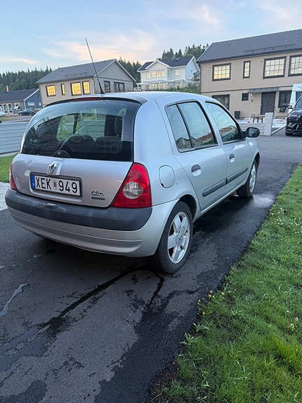 Renault Clio 3 of 5