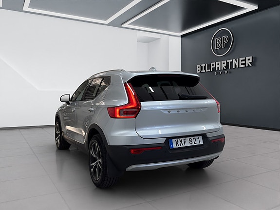 Volvo XC40 6 of 20