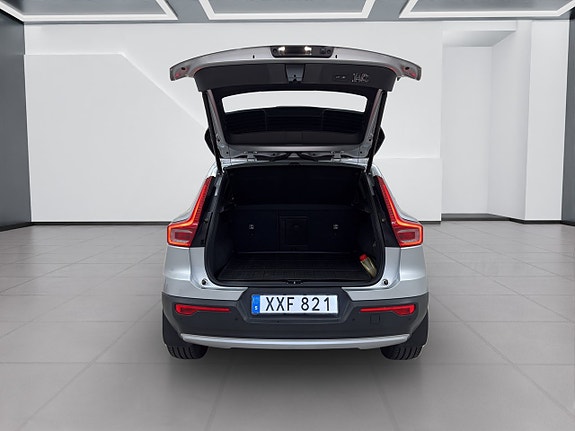 Volvo XC40 19 of 20