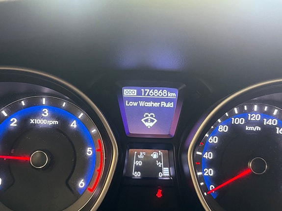 Hyundai i30 8 of 8