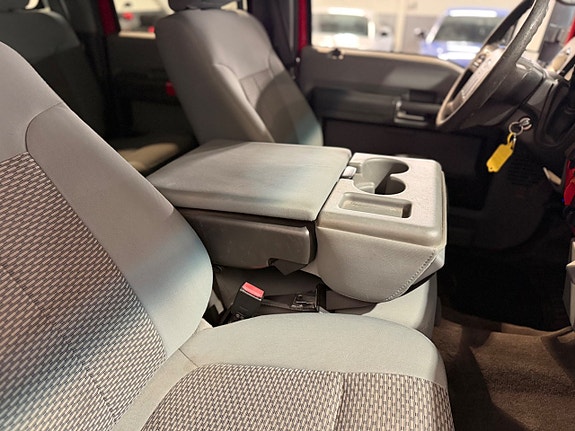 Ford F-350 17 of 21