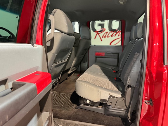Ford F-350 20 of 21