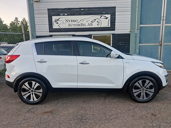 Kia Sportage 2 of 5