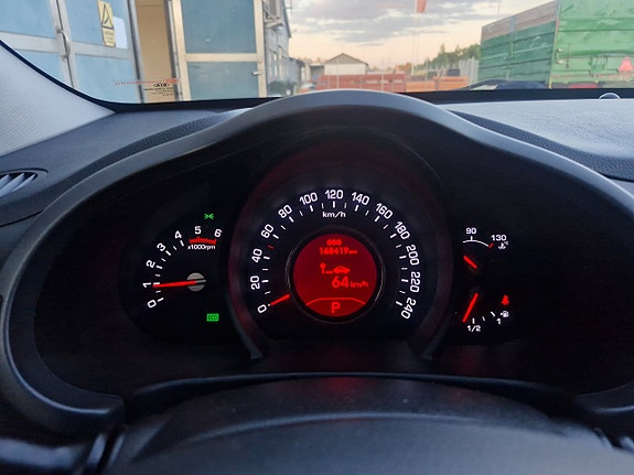 Kia Sportage 13 of 21