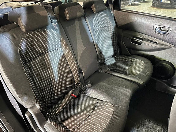 Nissan Qashqai+2 8 of 13
