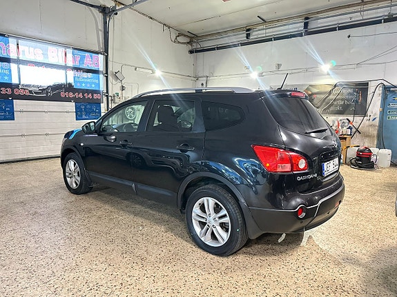 Nissan Qashqai+2 5 of 5