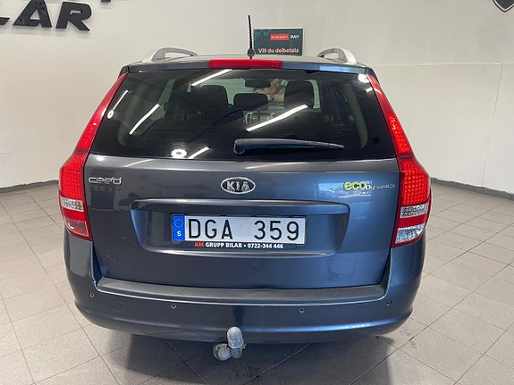 Kia Ceed 8 of 17