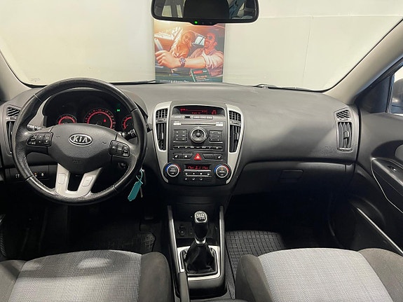 Kia Ceed 16 of 17