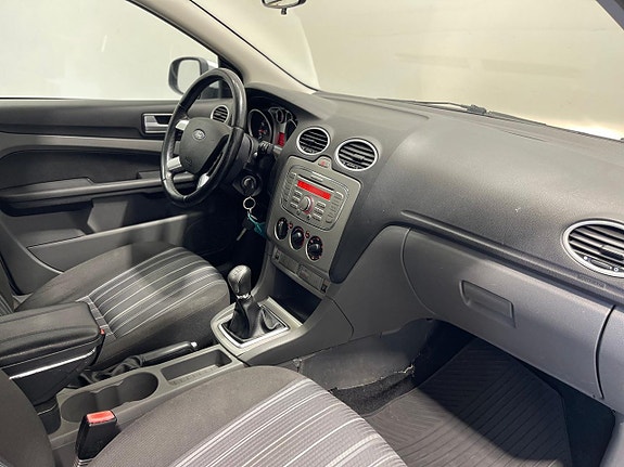 Ford Focus 3 of 14