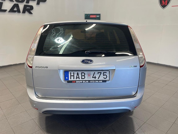 Ford Focus 8 of 14
