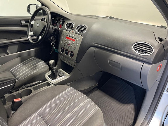 Ford Focus 13 of 14