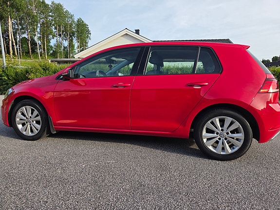Volkswagen Golf VII 4 of 5