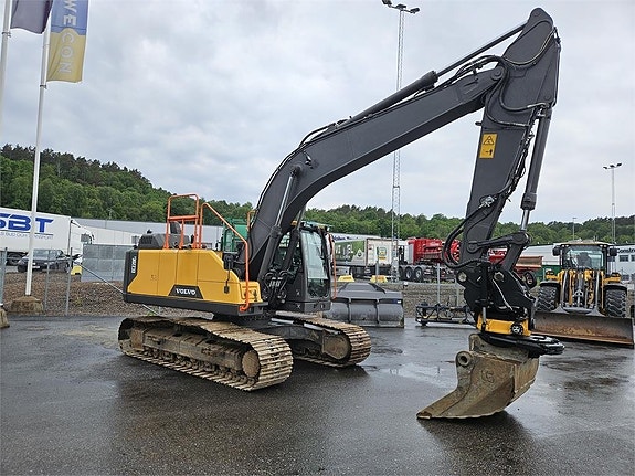 Volvo EC220EL 3 of 6