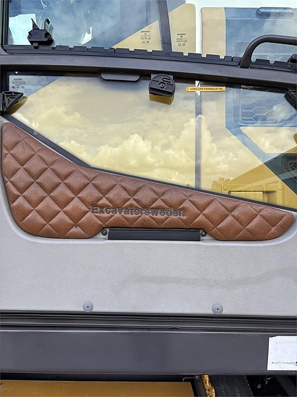 Volvo EWR150E 20 of 21