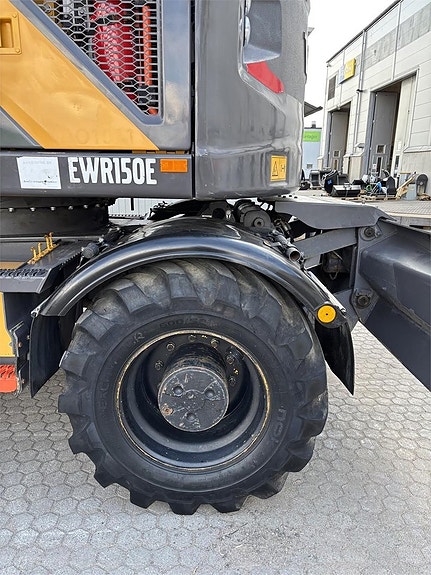Volvo EWR150E 13 of 21