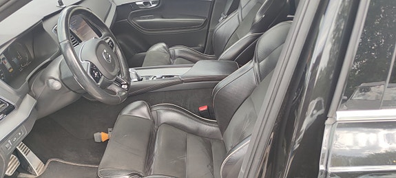 Volvo XC90 9 of 12