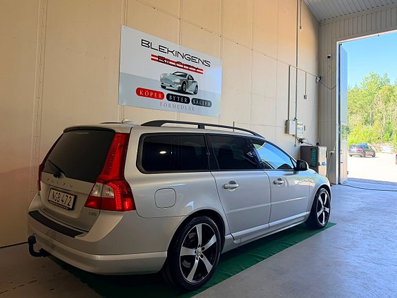 Volvo V70 6 of 20