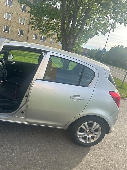 Opel Corsa 3 of 5