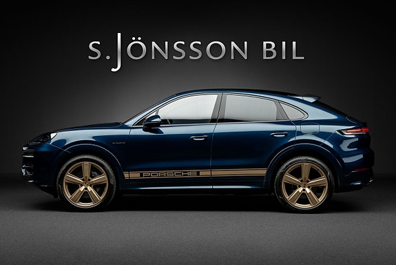 Porsche Cayenne 4 of 5