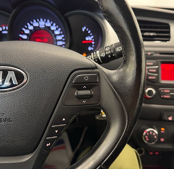 Kia Ceed 12 of 20
