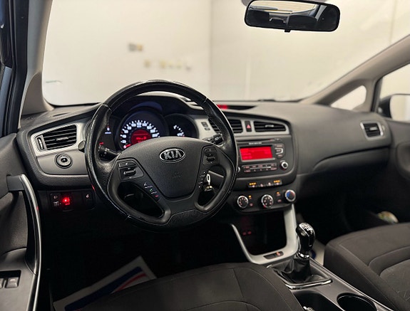 Kia Ceed 5 of 20