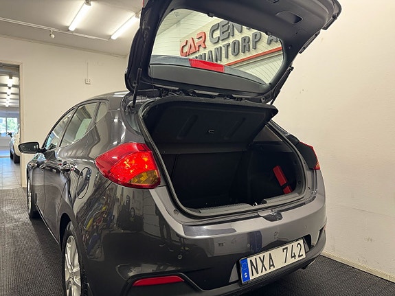 Kia Ceed 20 of 20