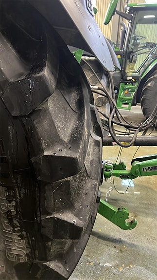 John Deere 6215R 6 of 6