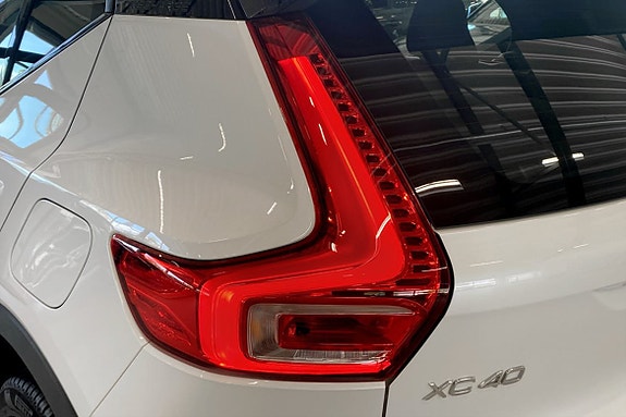 Volvo XC40 12 of 15