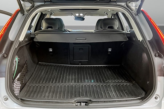 Volvo XC60 9 of 9
