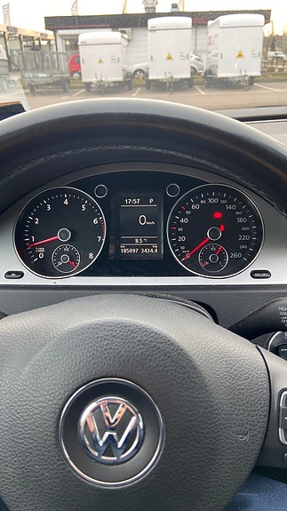 Volkswagen Passat 5 of 5