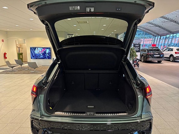 Audi Q3 10 of 17