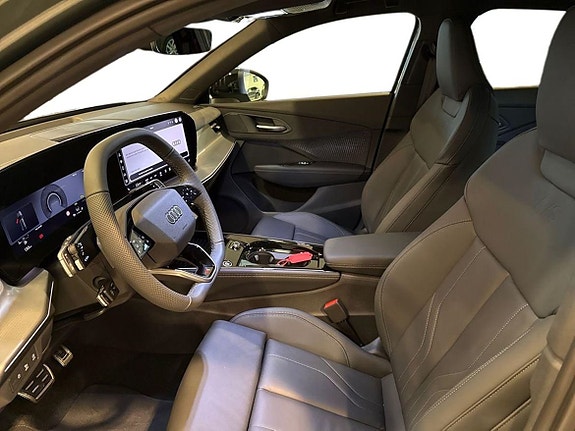 Audi Q3 13 of 17