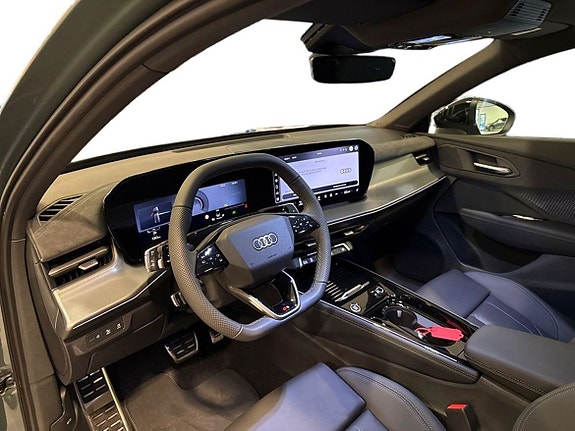 Audi Q3 12 of 17