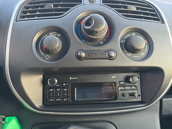 Renault Kangoo Express 14 of 18