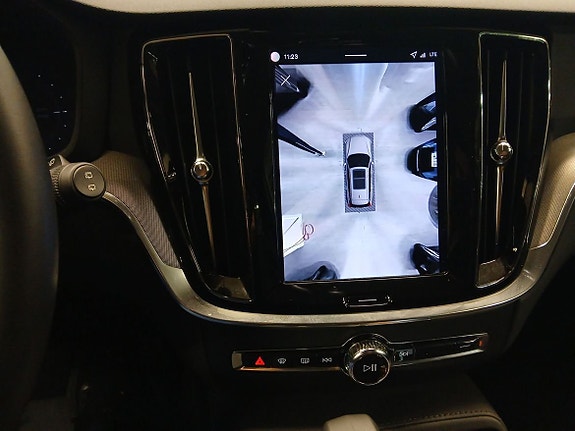 Volvo V60 14 of 14
