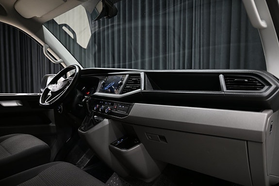 Volkswagen Transporter 19 of 30