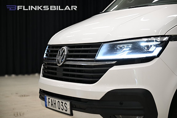 Volkswagen Transporter 13 of 30