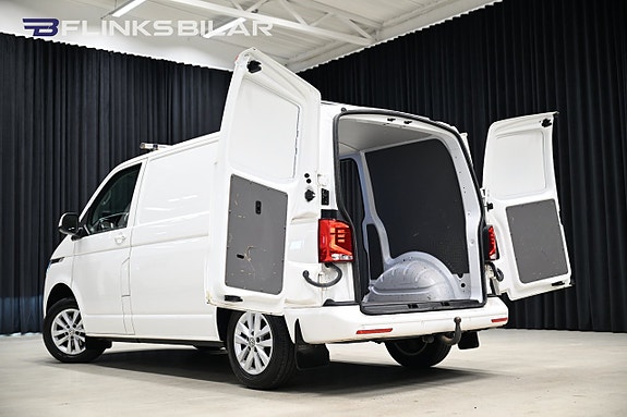 Volkswagen Transporter 6 of 30